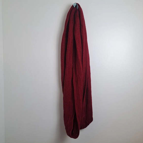 Celeste Knit Dark Red Wool Cashmere Blend Textured Warm Infinity Scarf - Picture 3 of 5